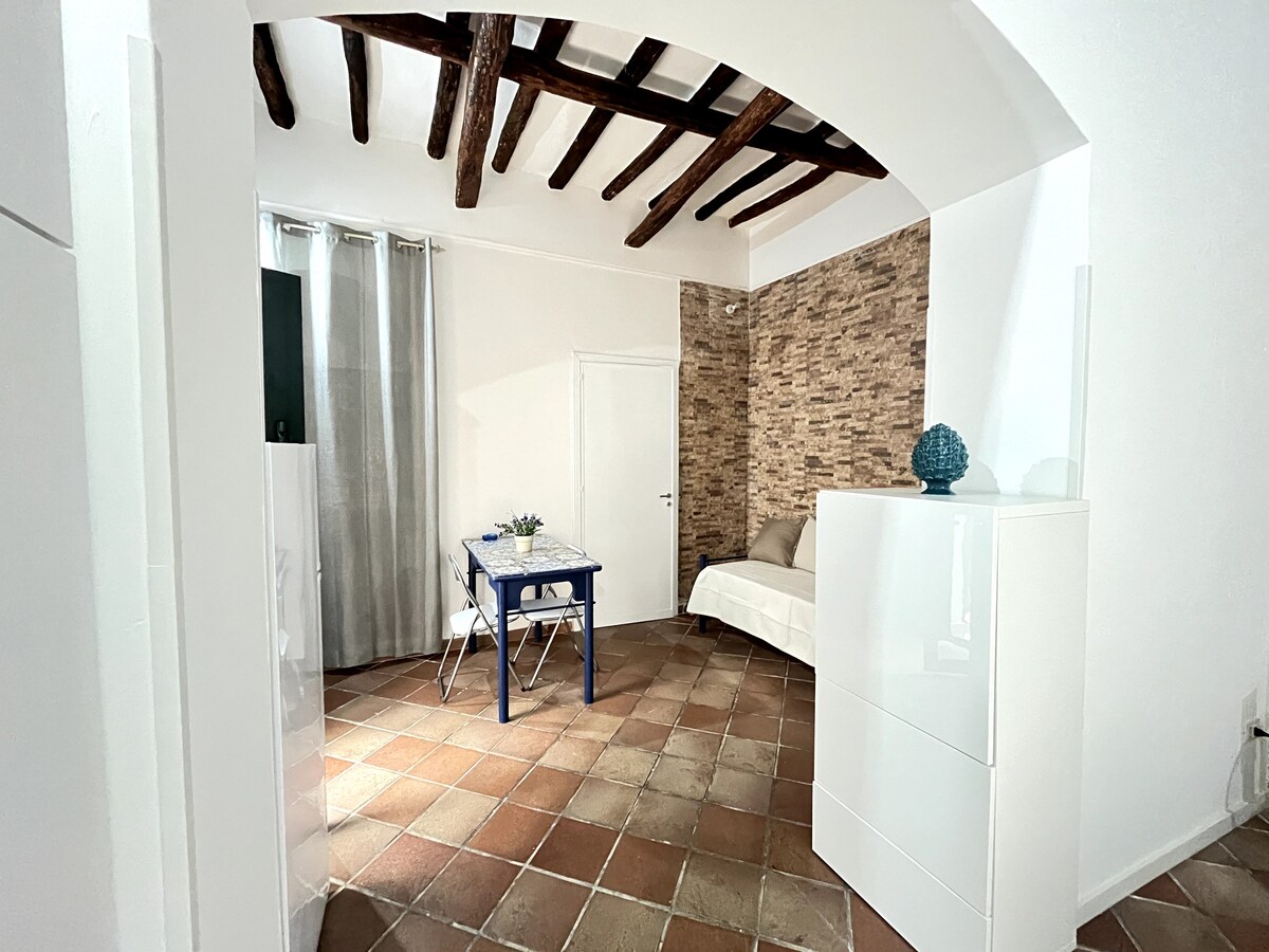Annonce Airbnb populaire: Flat in Marsala city centre à Marsala
