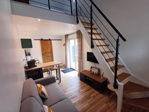 Top Airbnb: Au P'tit Nid studio 2/3 people with terrace in Archidiocèse De Lille