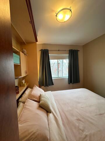 Central Oasis w/ Parking, Backyard, BBQ, Metro gallery image 4