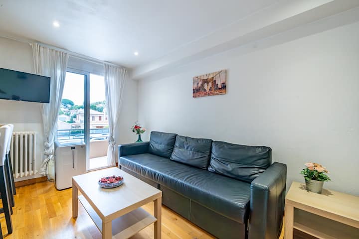 Appartement En Plein Coeur De Cagnes Sur Mer - Cagnes-sur-Mer