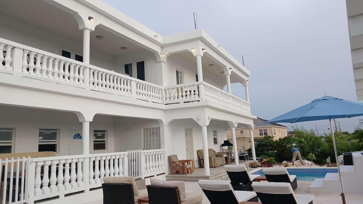 New condo with sea view (unit 3)