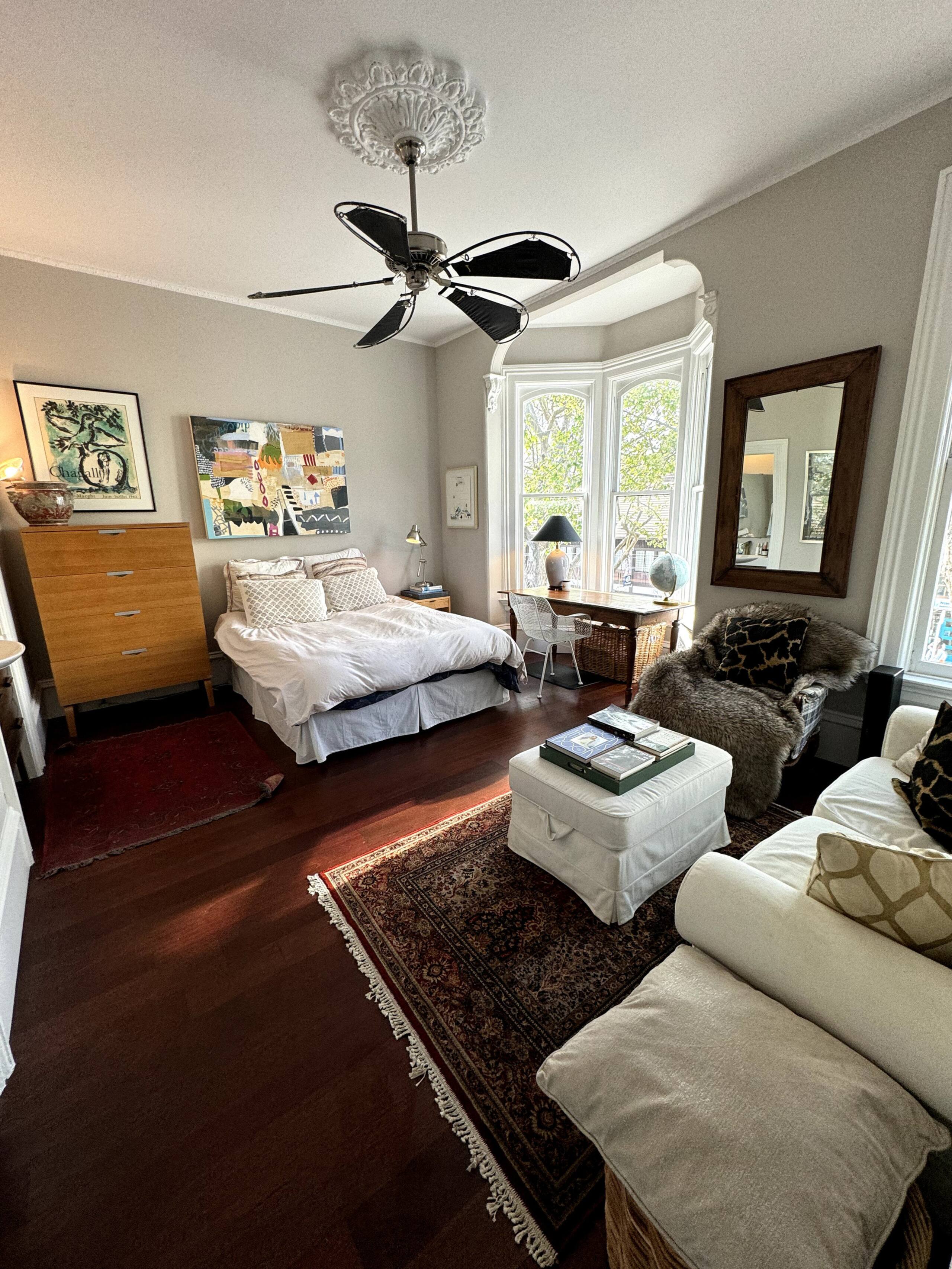 Home in San Francisco · ★4.6 · 4 bedrooms · 4 beds · 3 baths - Image 57