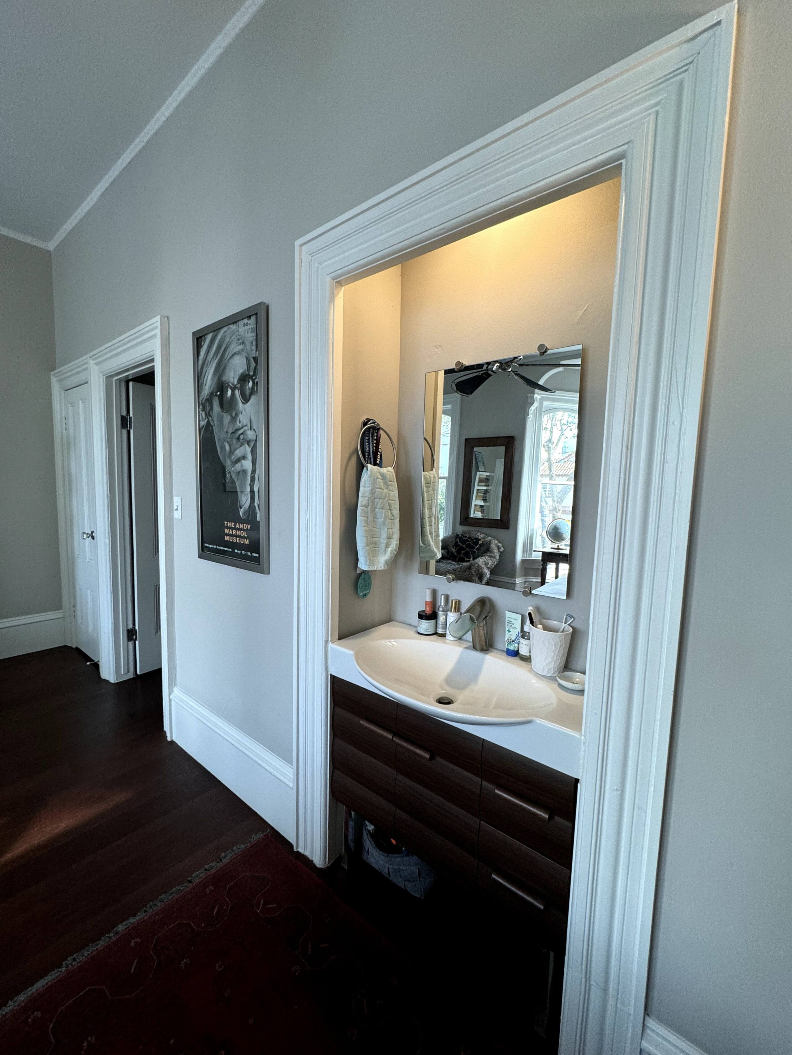 Home in San Francisco · ★4.6 · 4 bedrooms · 4 beds · 3 baths - Image 59