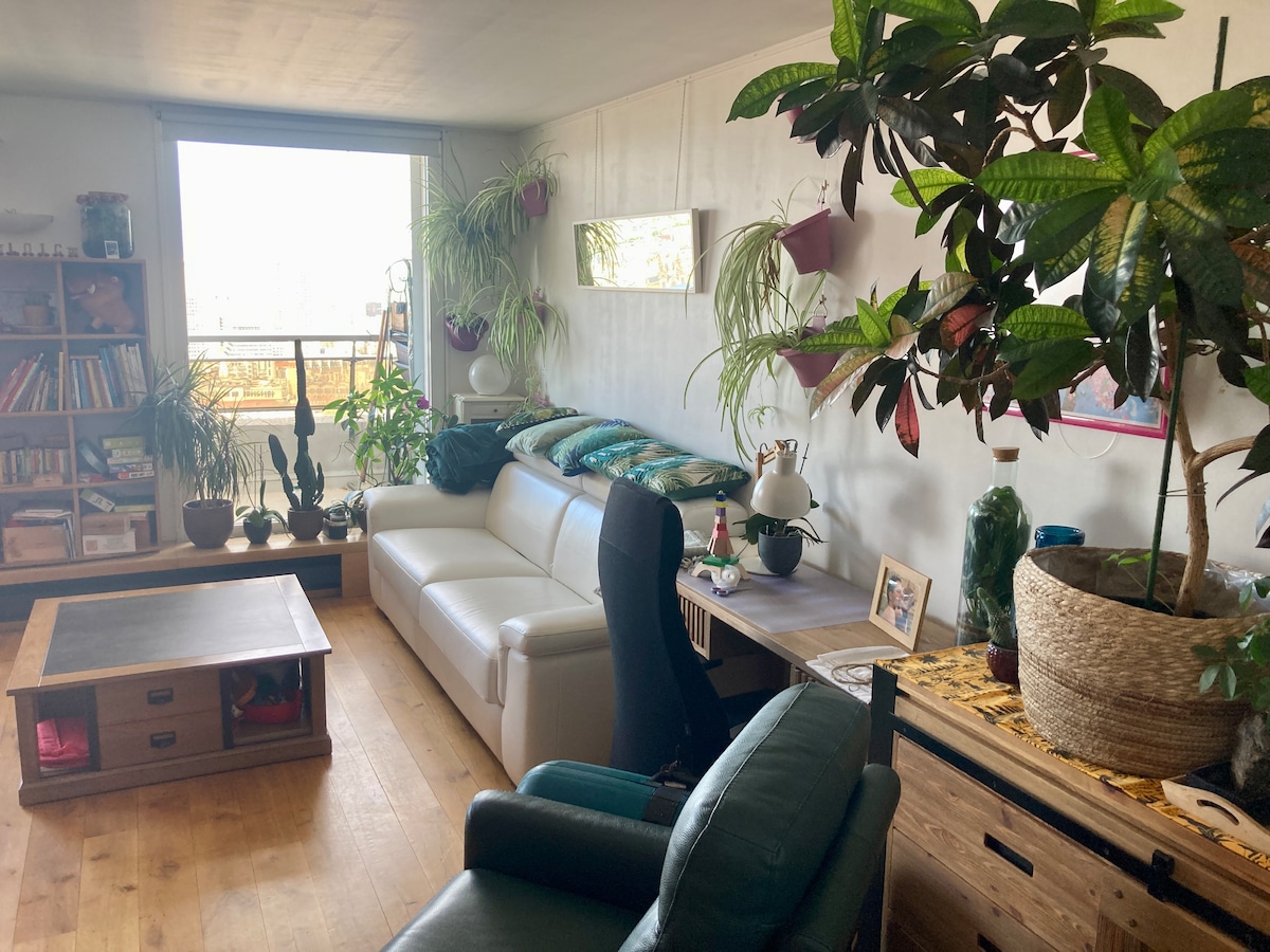 Top Airbnb: Magnifique vue sur Paris in Paris 13e Arrondissement