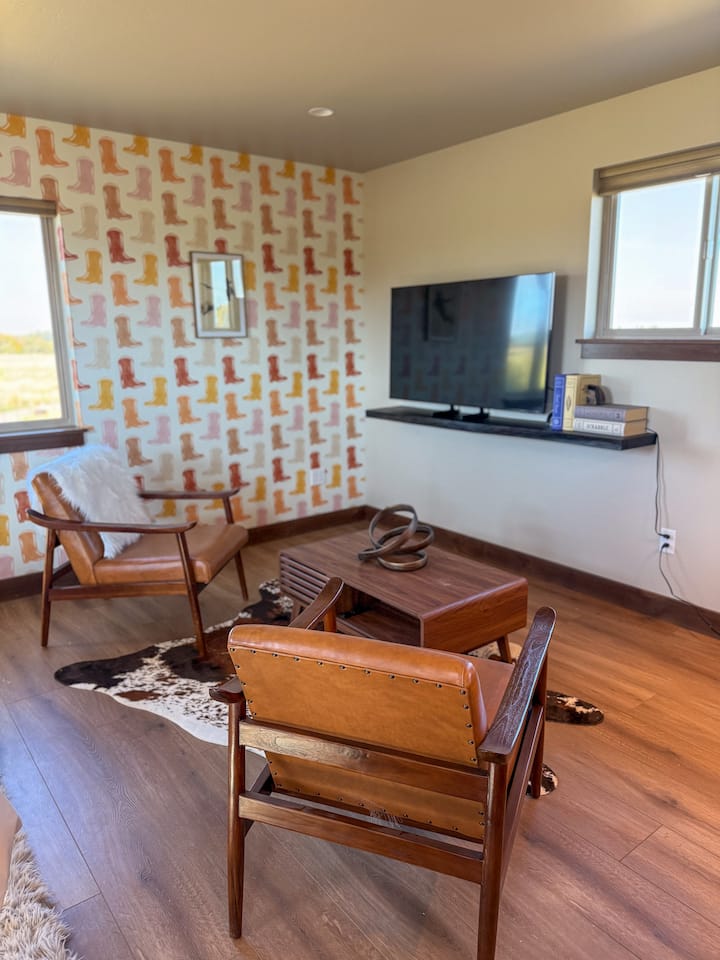Blackwood Farm Retreat - Bozeman, MT