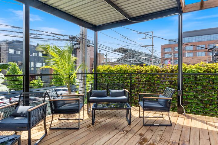 Wrigleyville Garden 3BR/9beds Pod gallery image 3