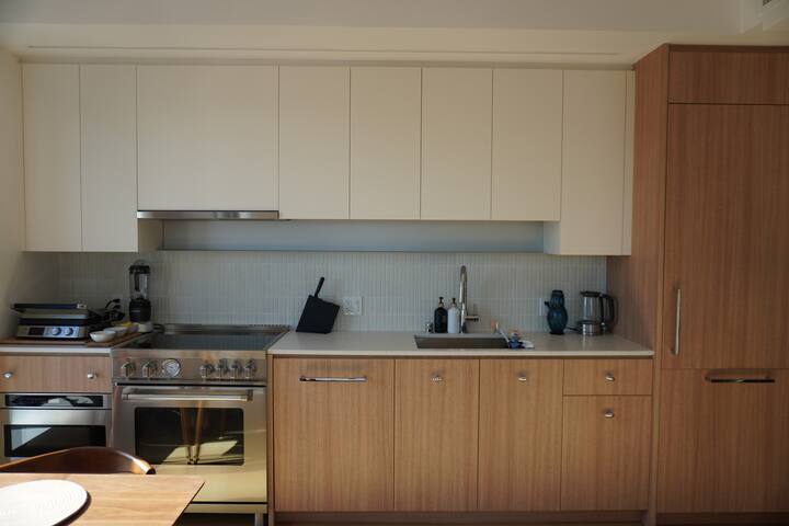 New 2bd near Oracle Park: Bay Waterfront gallery image 5