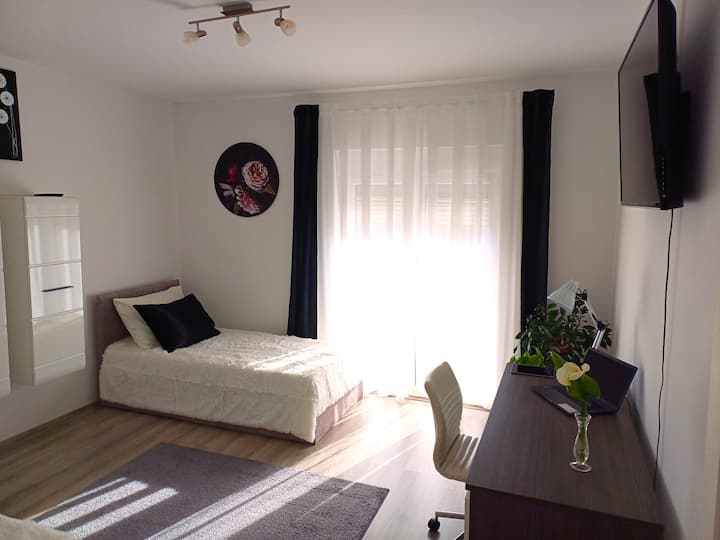 საძინებელი 3