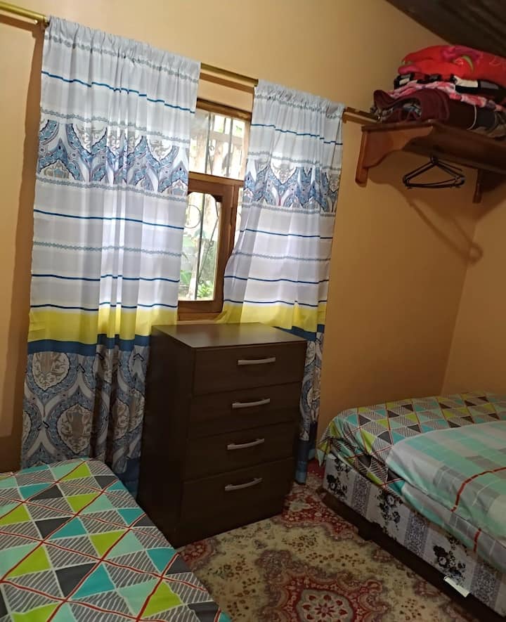 Cajonera - bedroom