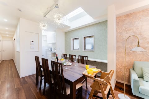 [5 ㎡/3 to Shibuya Station 15 min/2 to Shinjuku Station 7 min/Pick up/3 Bedrooms!