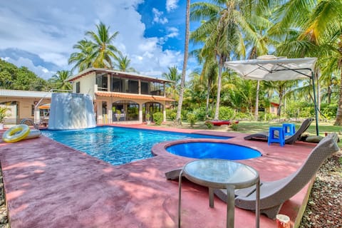 Perfect Ocean Hideaway!!!