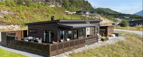 New sea cabin with panoramic views