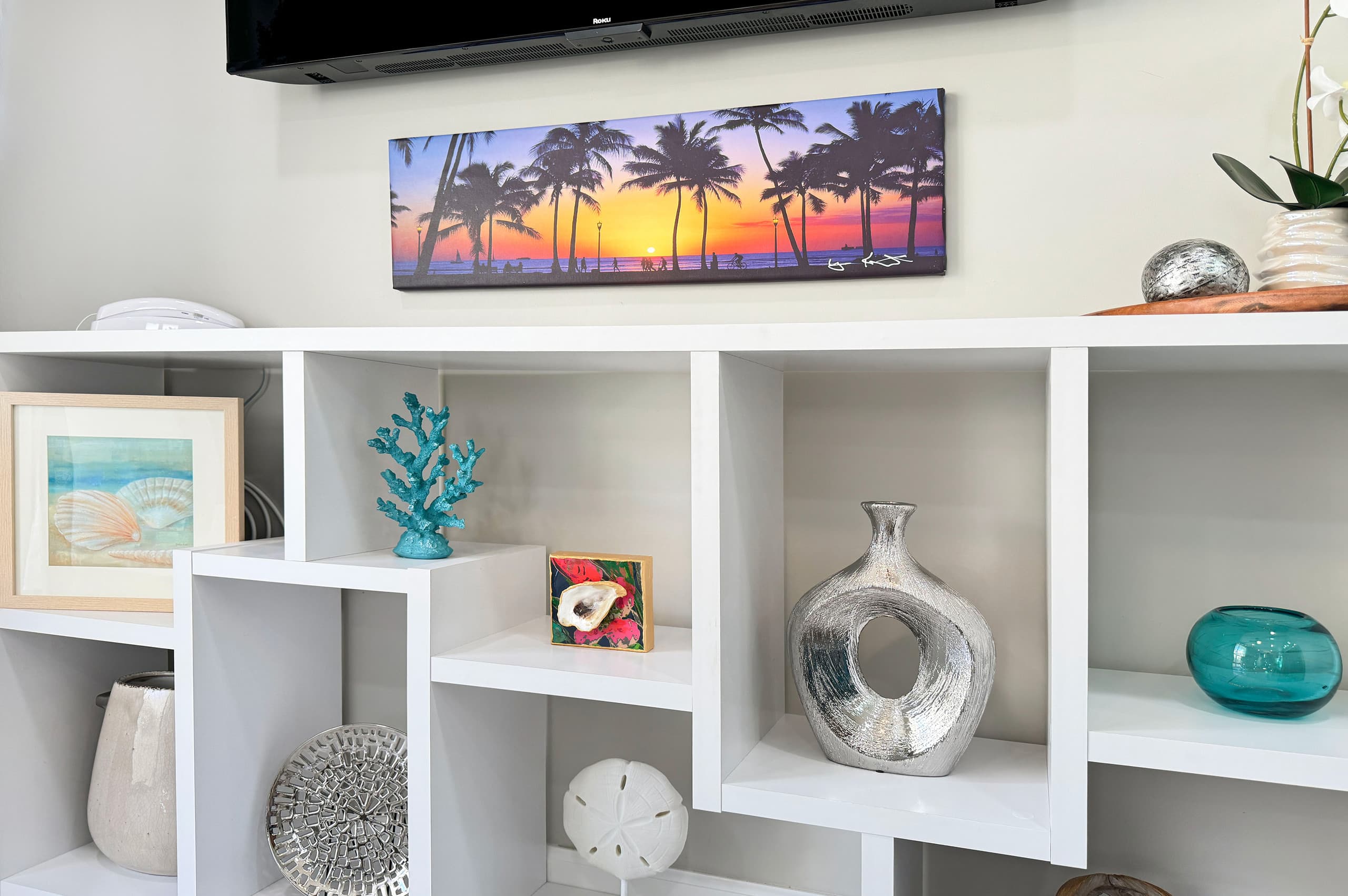 Condo in Honolulu · ★4.71 · 2 bedrooms · 4 beds · 1 bath - Image 9