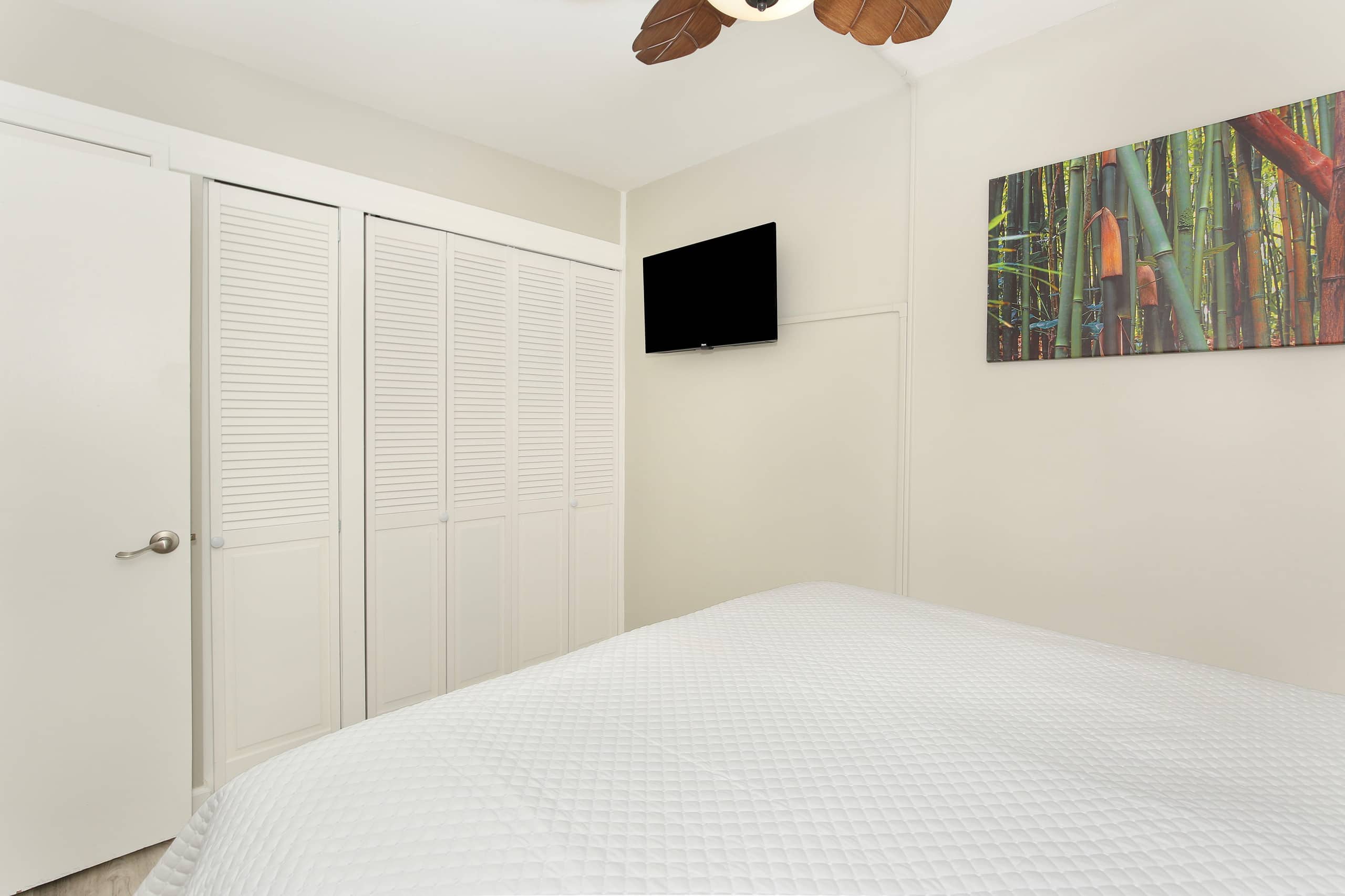 Condo in Honolulu · ★4.71 · 2 bedrooms · 4 beds · 1 bath - Image 20