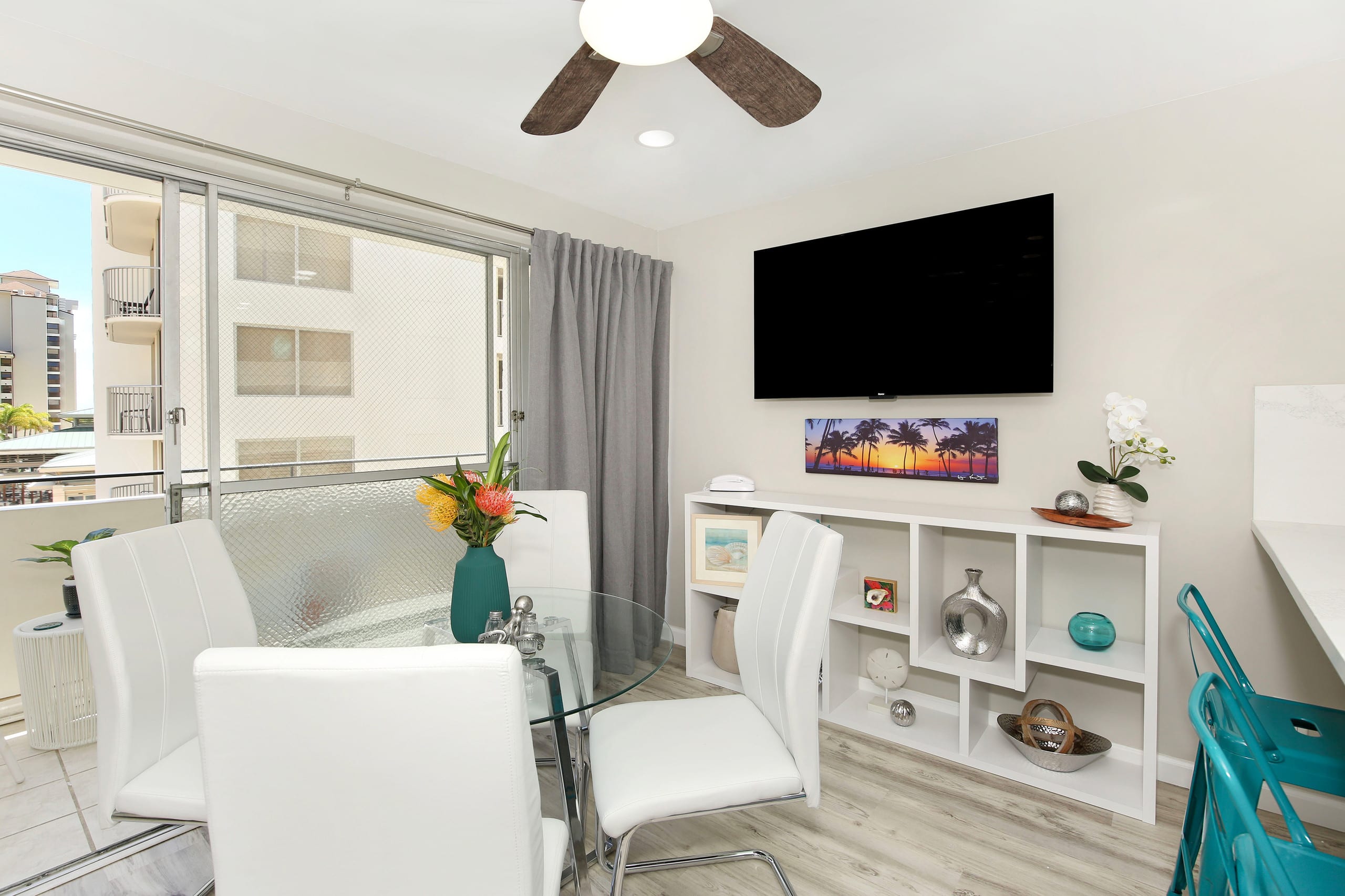 Condo in Honolulu · ★4.71 · 2 bedrooms · 4 beds · 1 bath - Image 7