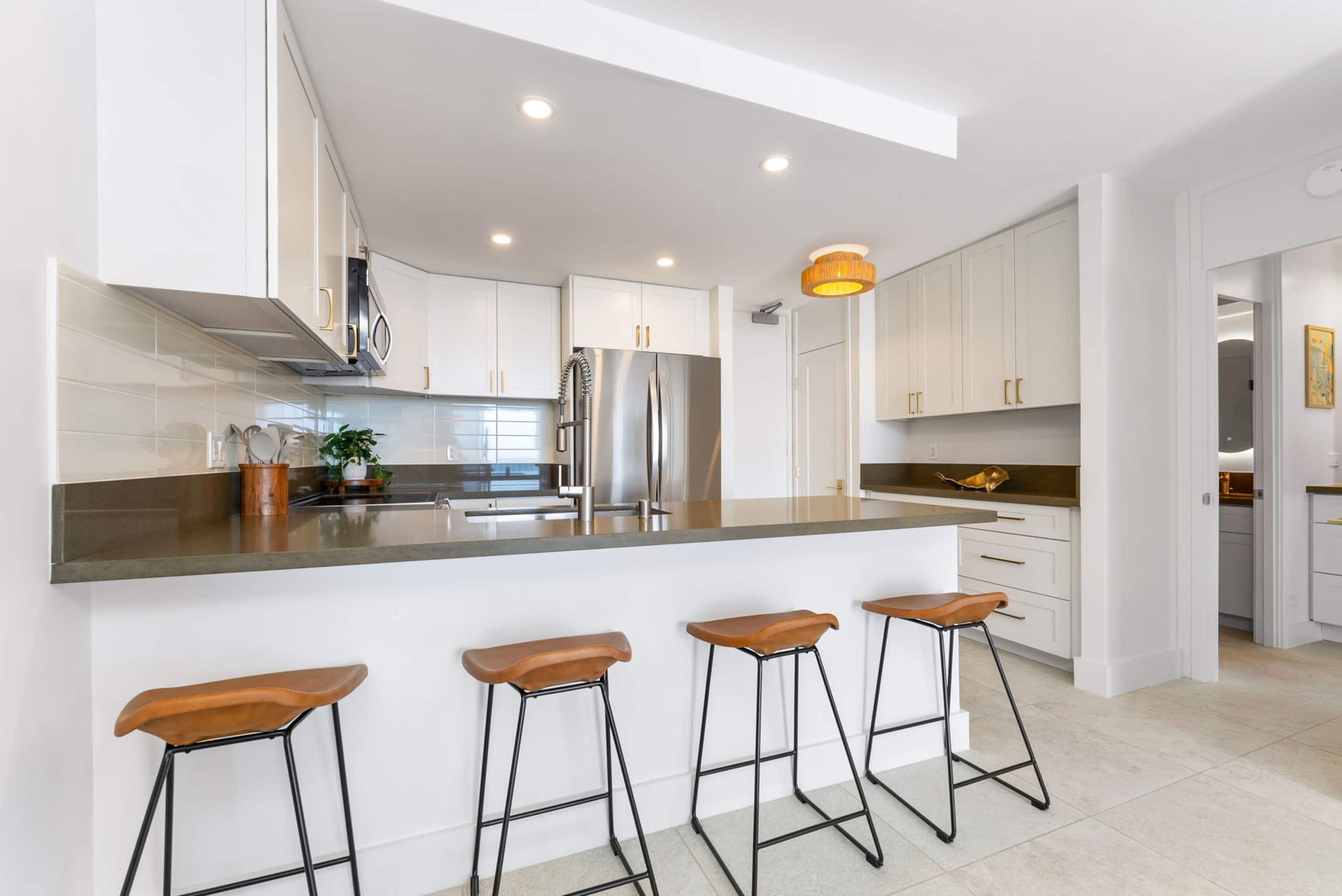 Condo in Honolulu · ★5.0 · 1 bedroom · 2 beds · 1 bath - Image 11