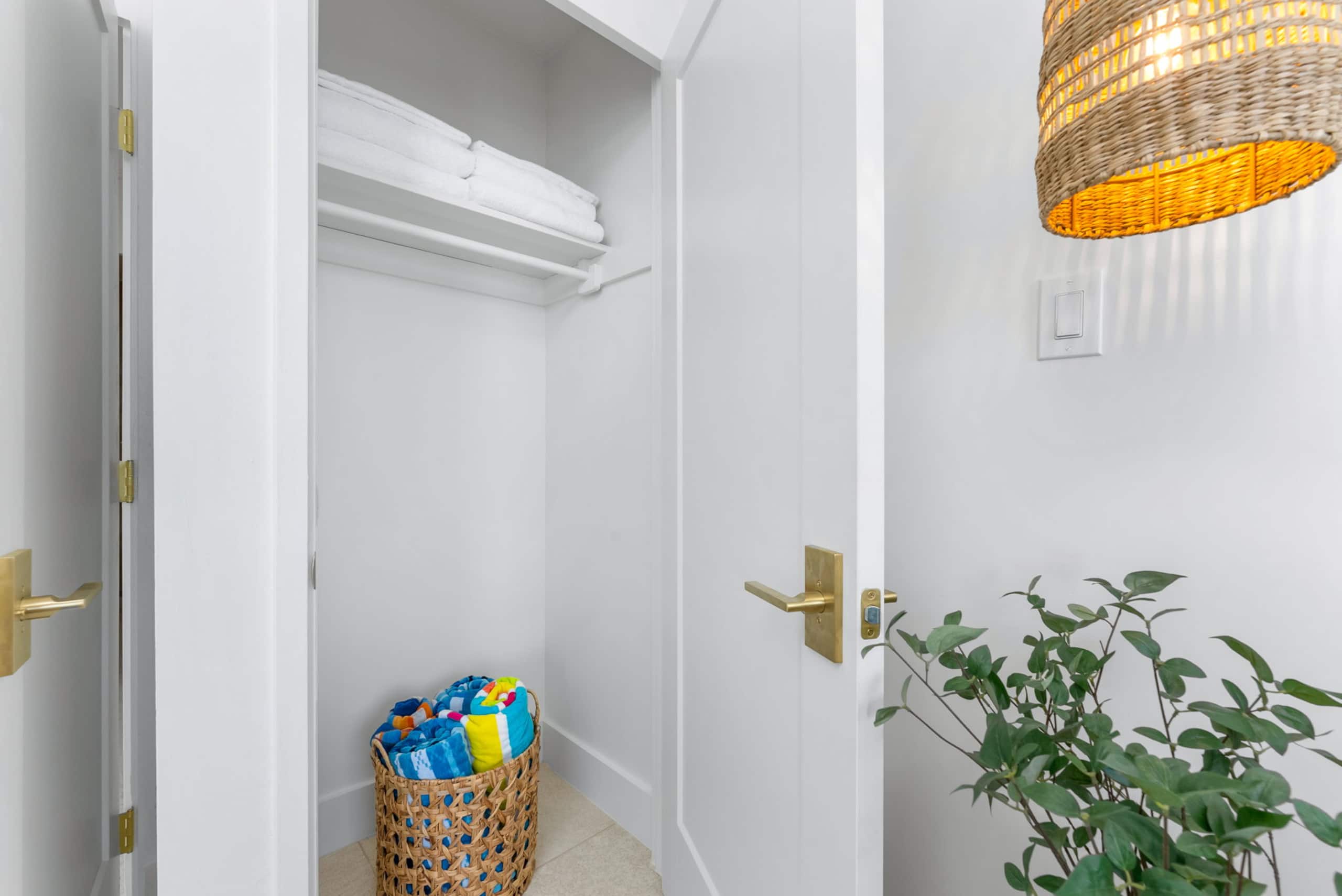 Condo in Honolulu · ★5.0 · 1 bedroom · 2 beds · 1 bath - Image 32