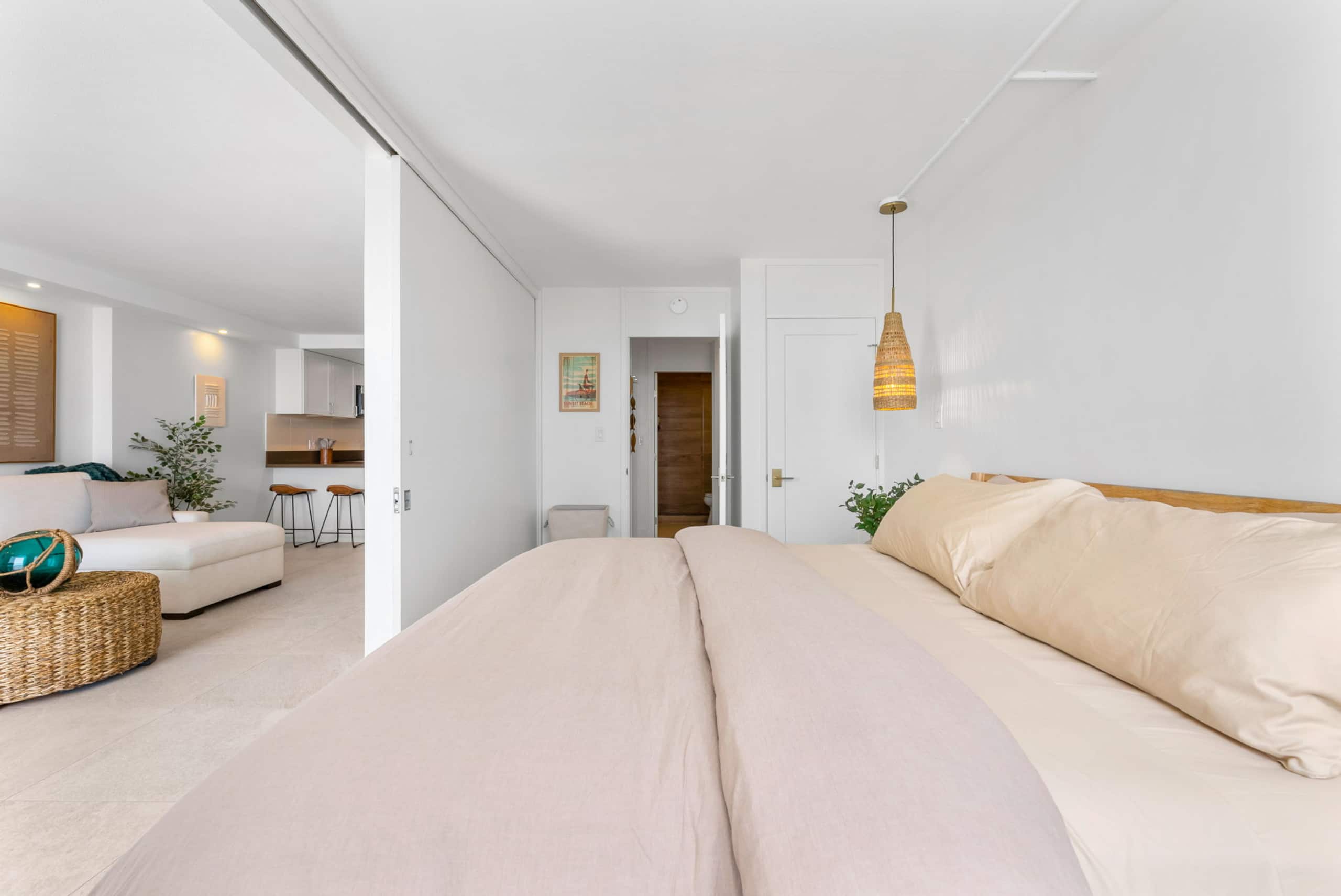 Condo in Honolulu · ★5.0 · 1 bedroom · 2 beds · 1 bath - Image 18