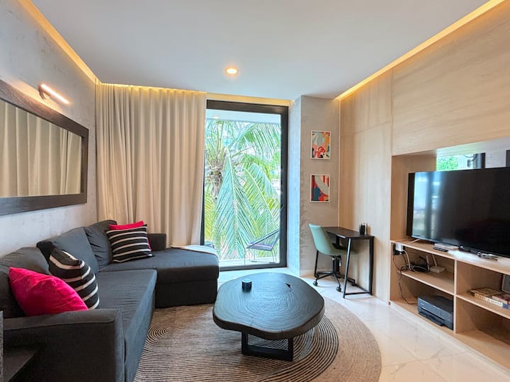 Luxury 1br W/ King Bed & Heated Rooftop Pool - Puerto Vallarta