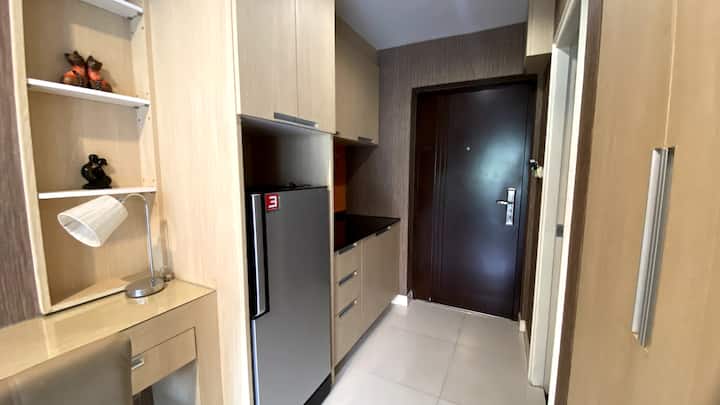 Third Floor Studio With City Views - Pattaya