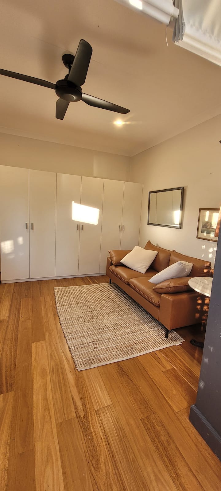 Quiet One Bedroom, Close To City - Willoughby