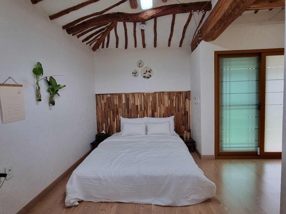 Спална соба 2