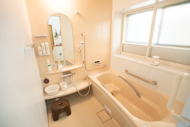 共用フルバスルーム