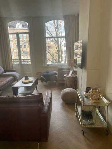 City Center Gem on Canal gallery image 4