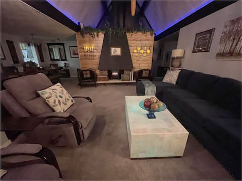 Popular Airbnb listing: Deer Valley Cabin in South Boulder