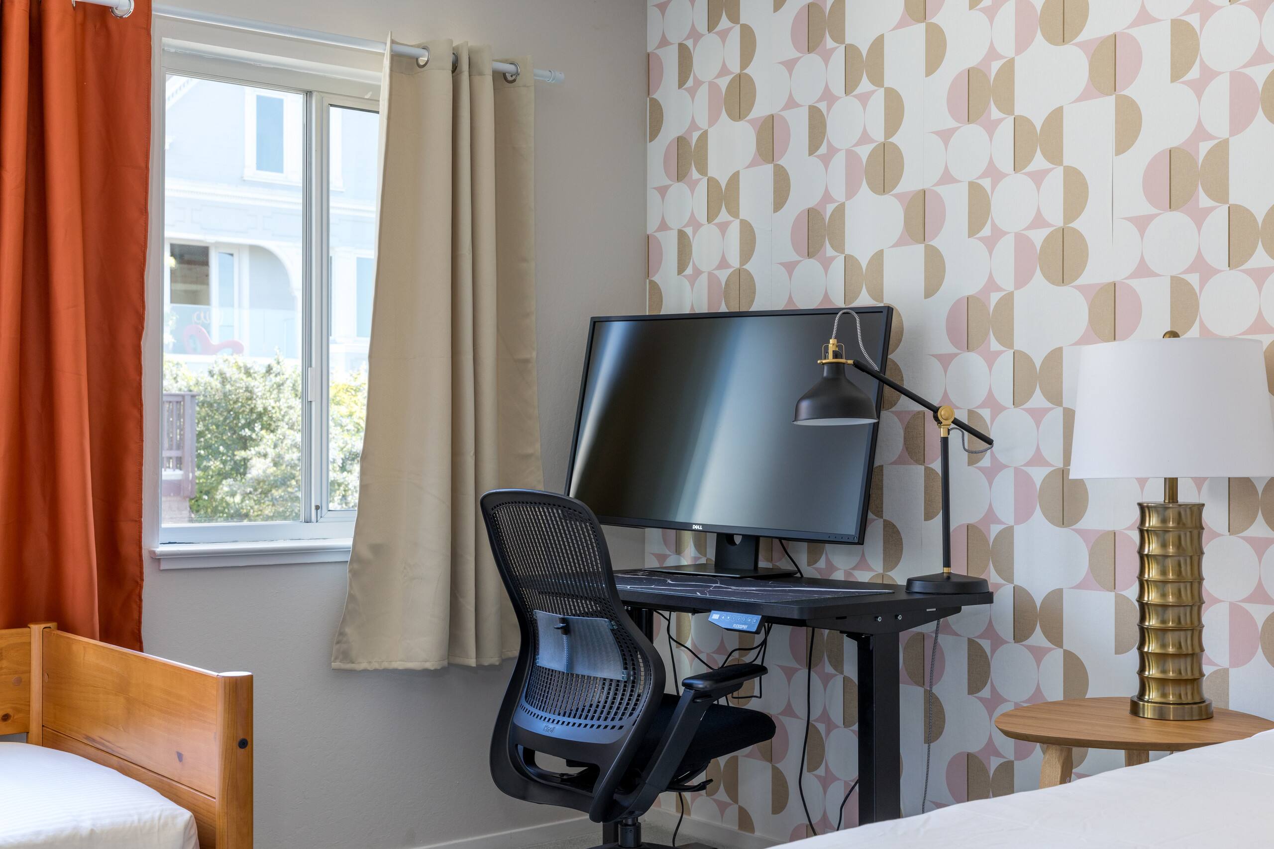 Guesthouse in San Francisco · ★4.99 · 3 bedrooms · 6 beds · 2 baths - Image 5