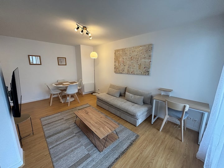 F2 Lumineux Au Cœur Du Vieux Lille - Lille, Fransa
