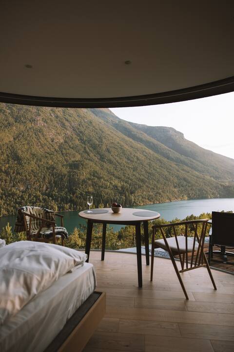 Jacuzzi | Views | Luxury | Romantic | Private