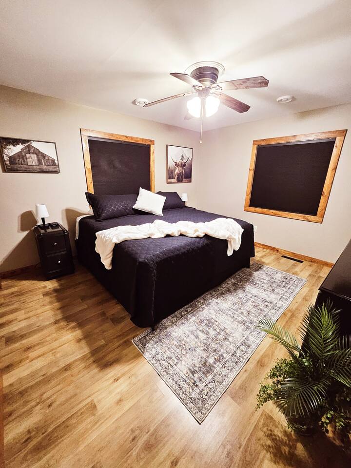 Home in Saginaw Near Ivy Black, Duluth, Cloquet Houses for Rent in