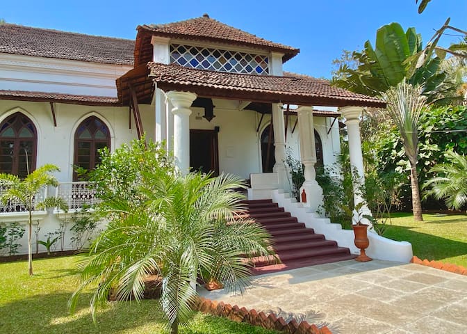 120 Year Old Heritage Portuguese  
Villa Lou Goa