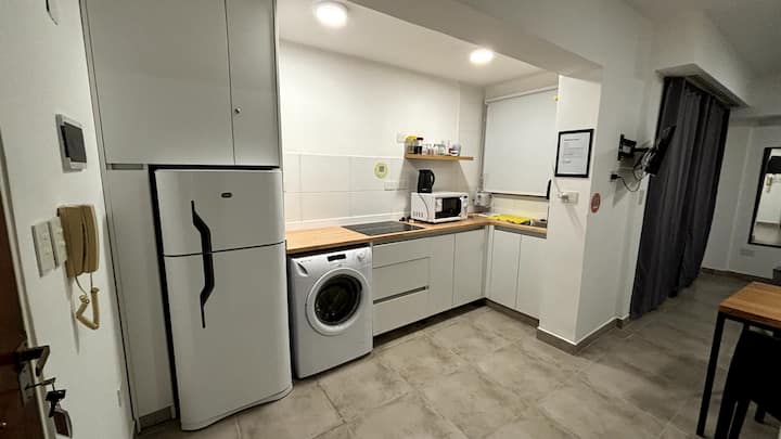 Kitnet moderno de 1 quarto em Saavedra