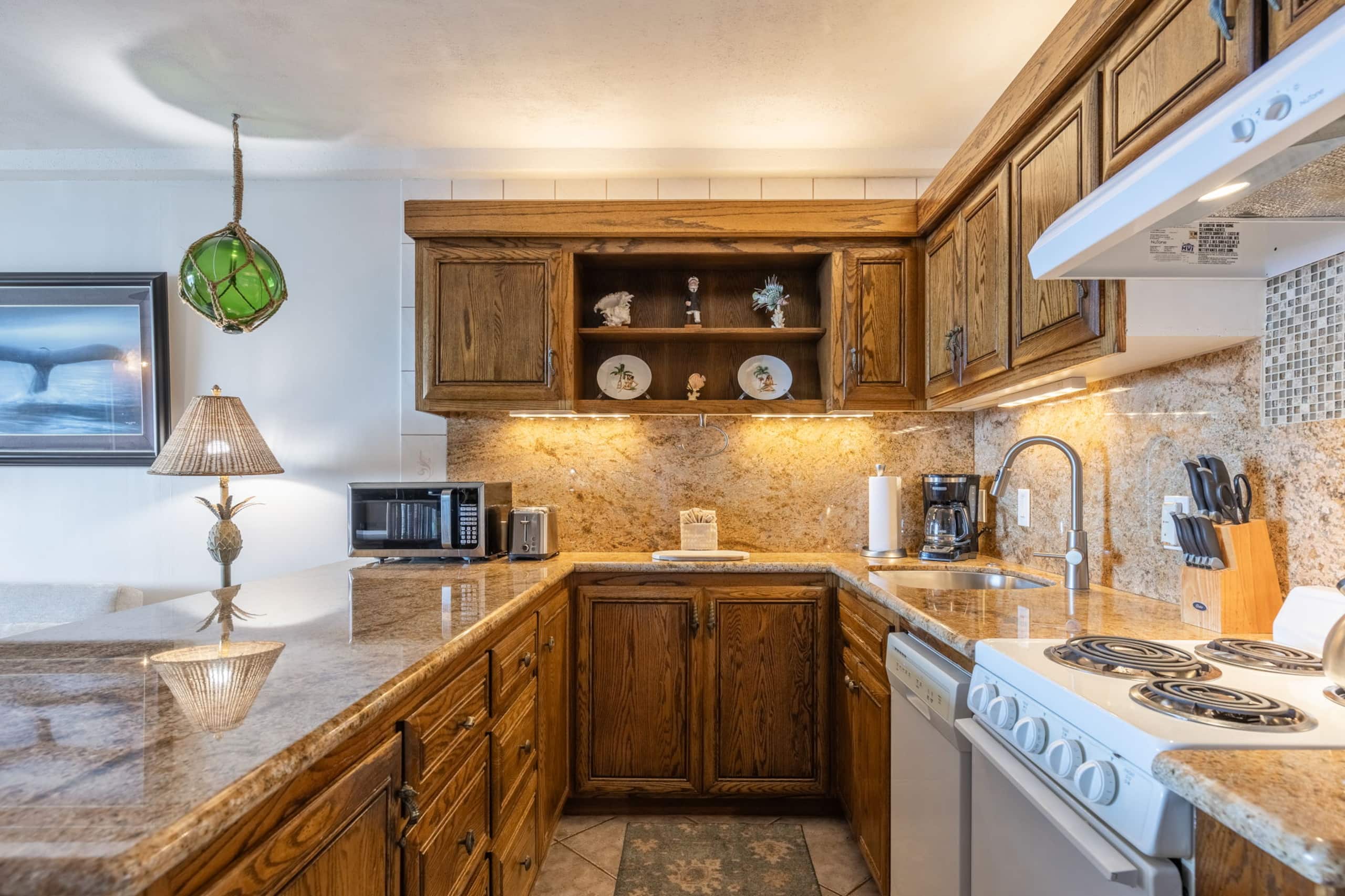 Condo in Lahaina · ★5.0 · Studio · 2 beds · 1 private bath - Image 15