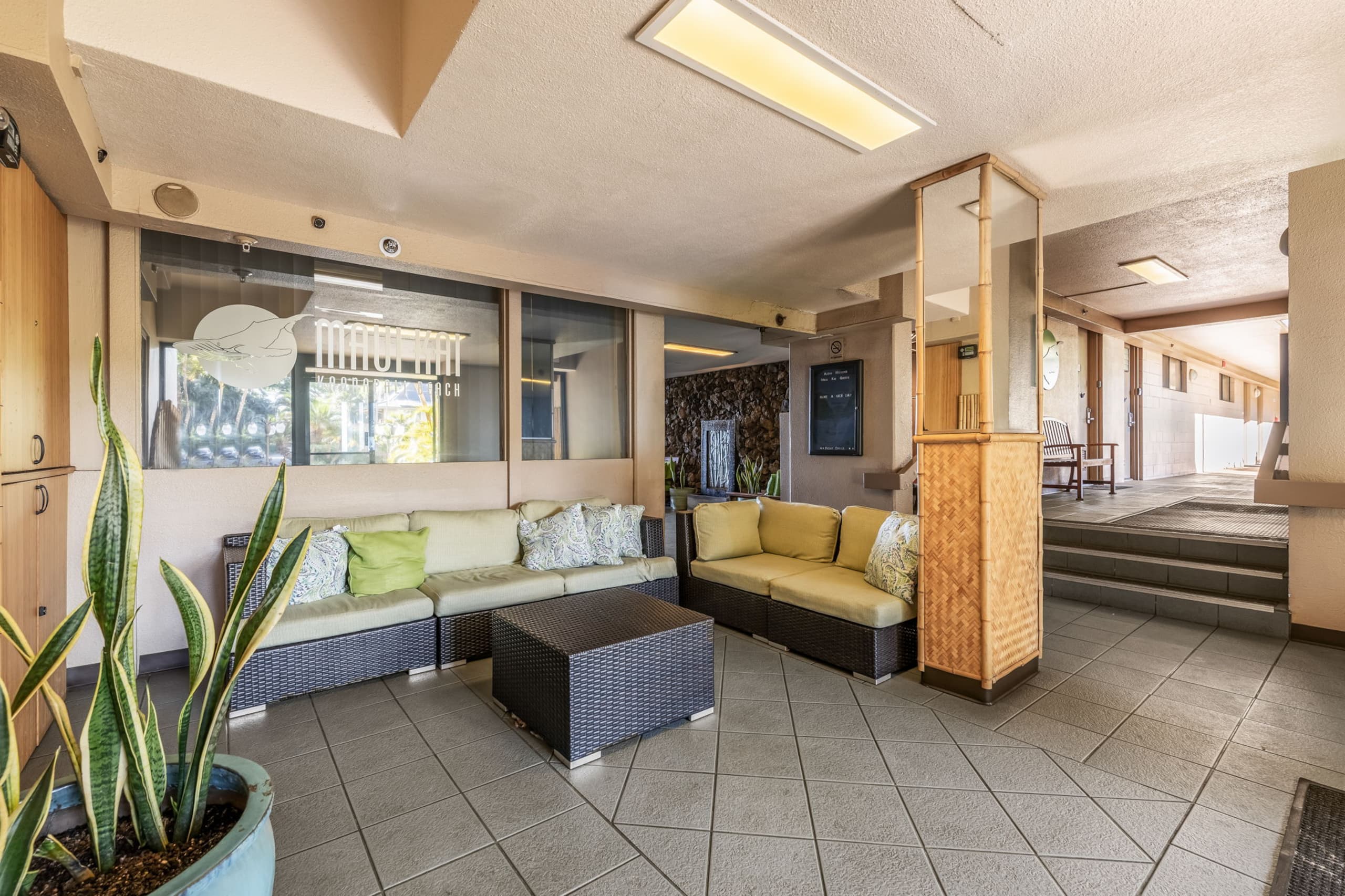 Condo in Lahaina · ★5.0 · Studio · 2 beds · 1 private bath - Image 49