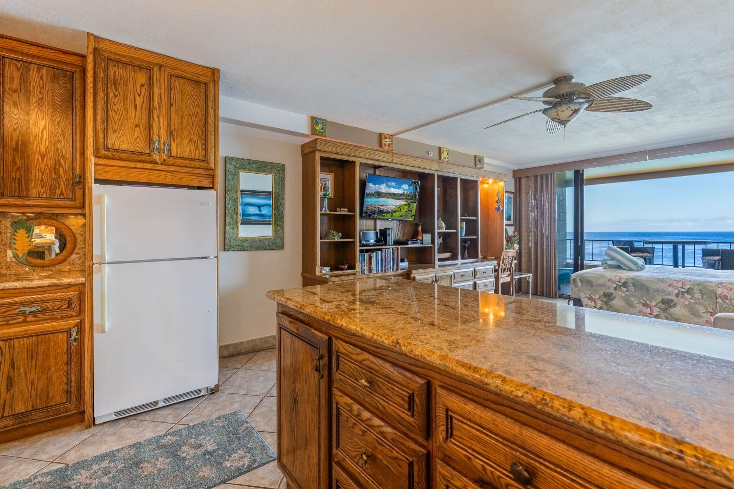 Condo in Lahaina · ★5.0 · Studio · 2 beds · 1 private bath - Image 19