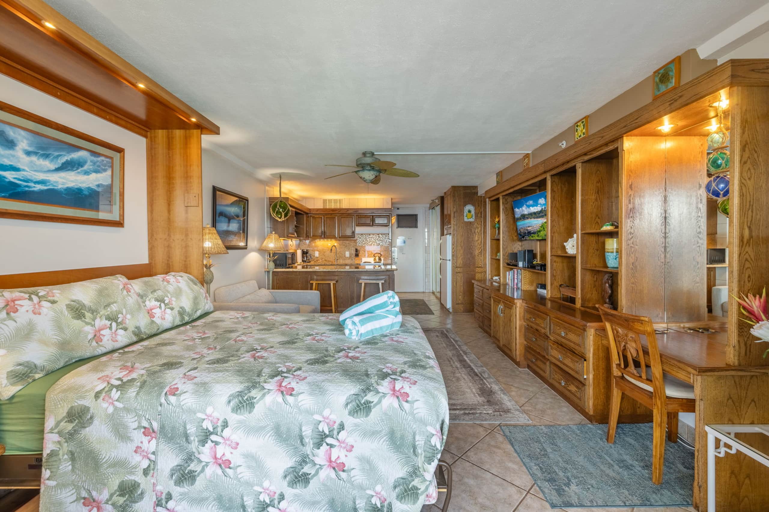 Condo in Lahaina · ★5.0 · Studio · 2 beds · 1 private bath - Image 10