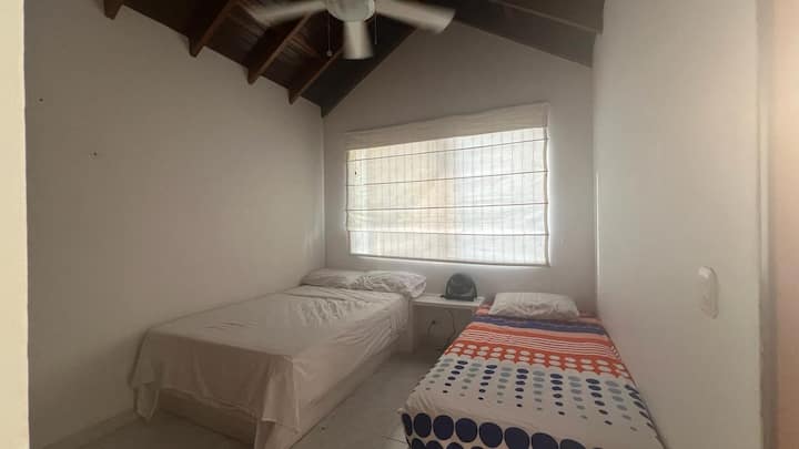 2 lits et salle de bains privative
