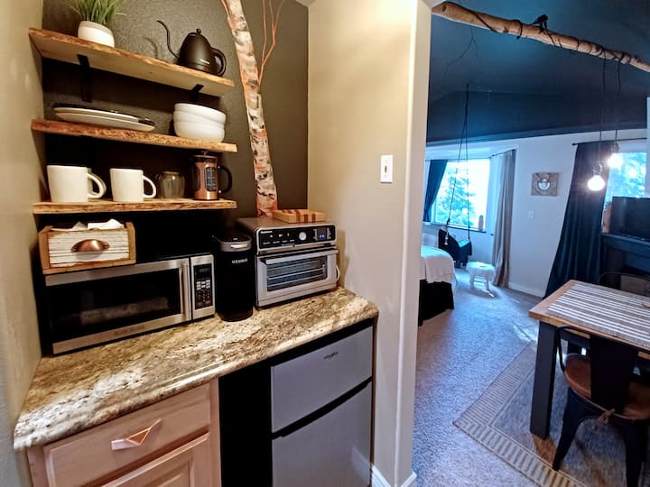 Copper Birch Studio. Basecamp To Adventure - Palmer, AK