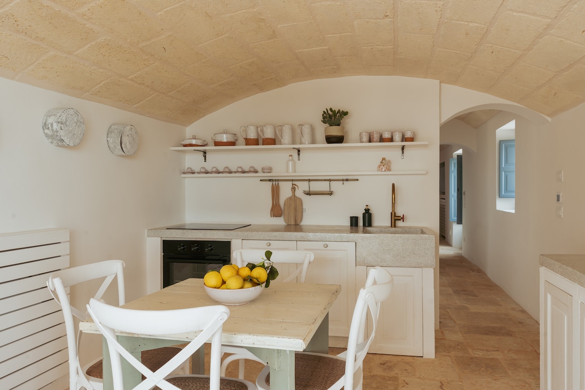 Proprietà Airbnb di successo: [sea 10 mins far] Villa pool and terrace sea view a Fasano