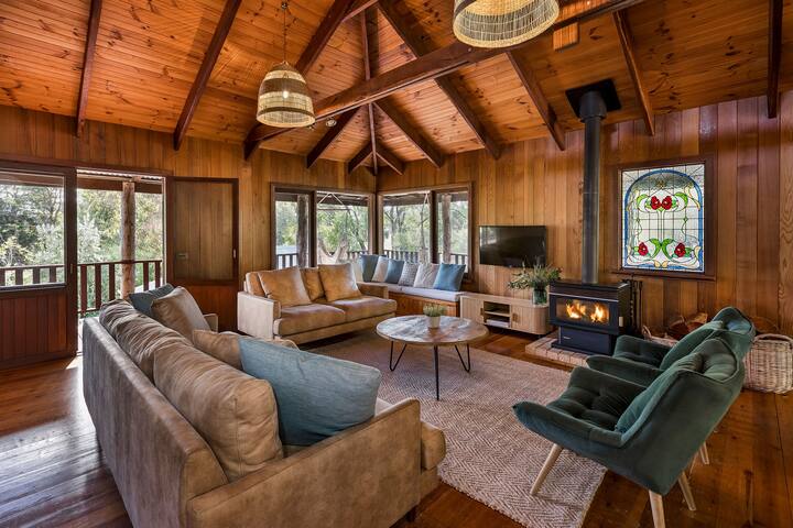 Eagle Bay Treehouse – 100m from beach