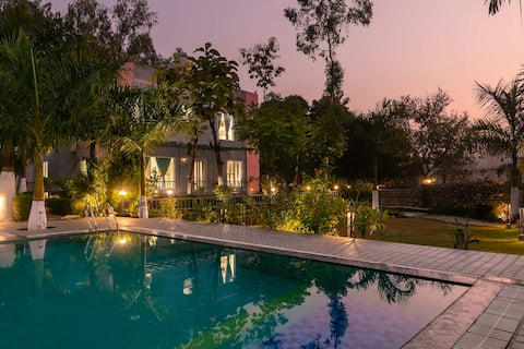Jim Corbett | 6BR Corbett Calling w/PvtPool & Wifi