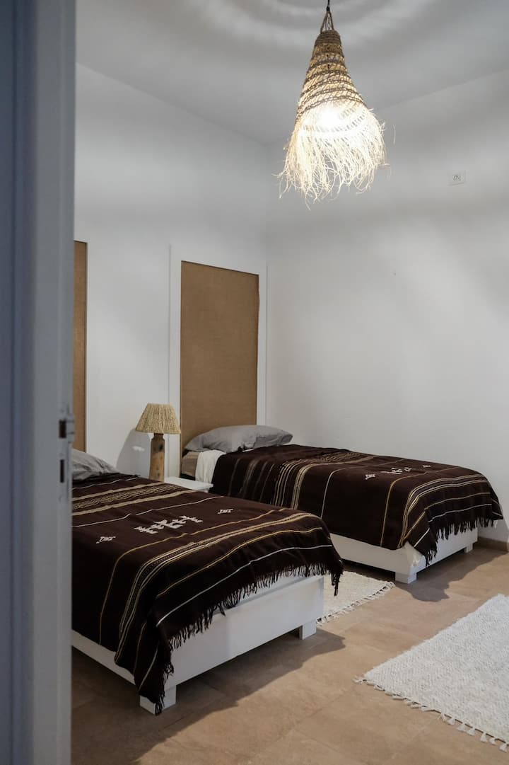 საძინებელი 4