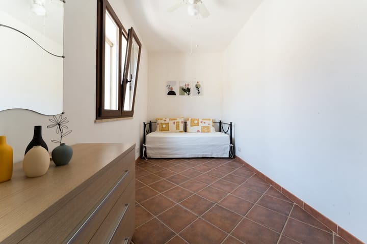 საძინებელი 2