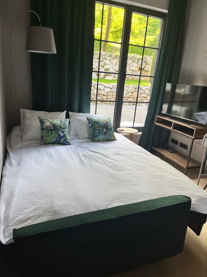 მისაღები ოთახი