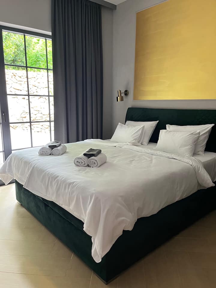 საძინებელი 1