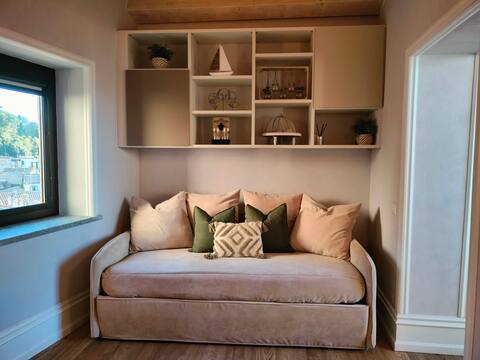 Annuncio Airbnb popolare: The Window among the Stars a Anguillara Sabazia