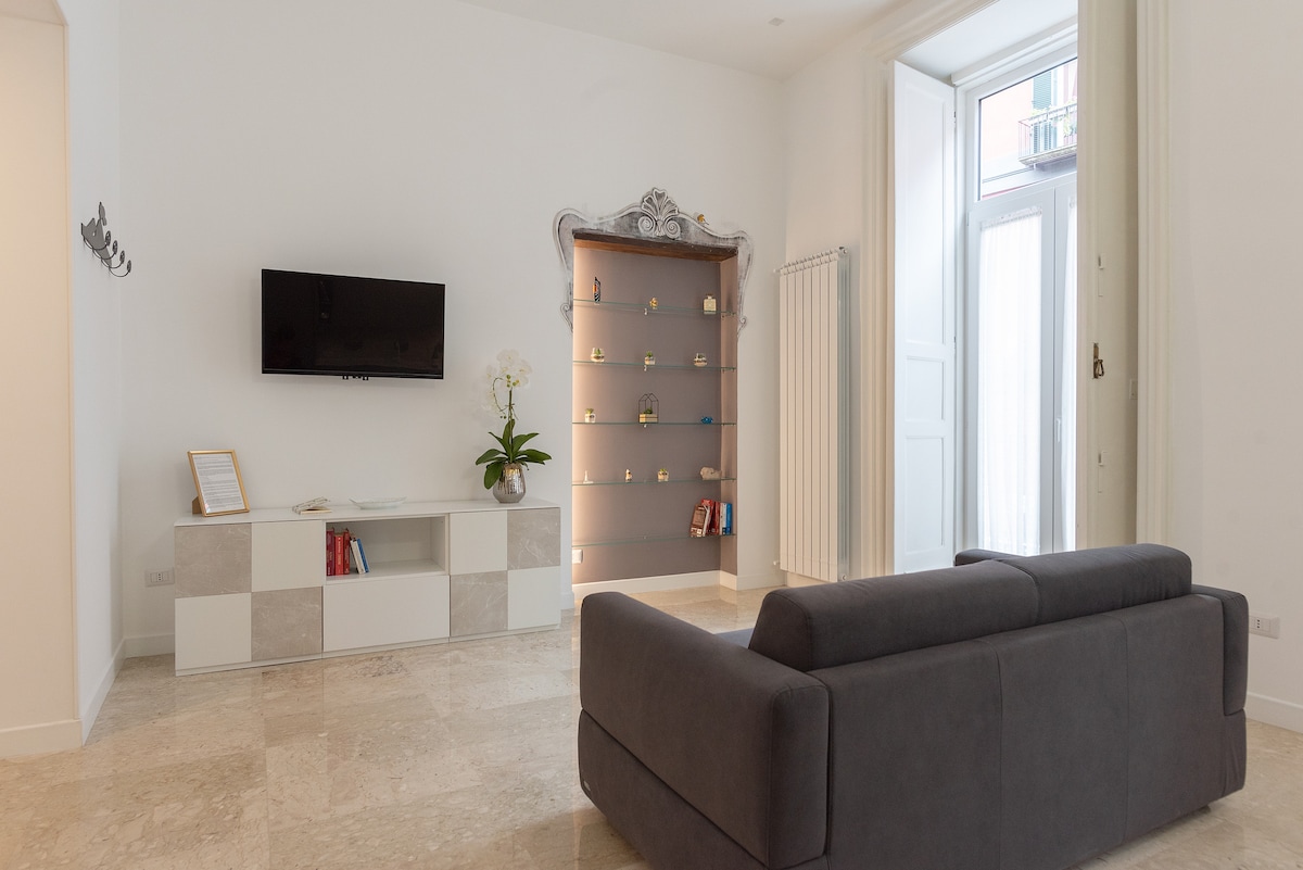 Propiedad de Airbnb exitosa: L'Orchidea al Museo welcoming home in the center en Campania